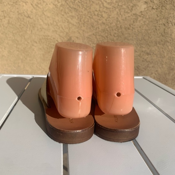 Kurt Geiger London summer gold leather shoes size 6-6.5 ( European 36.5) - Picture 4 of 14